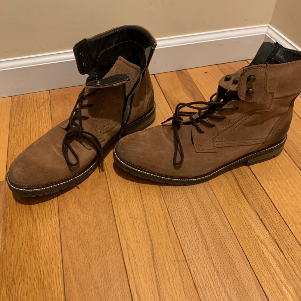 Bar III boots